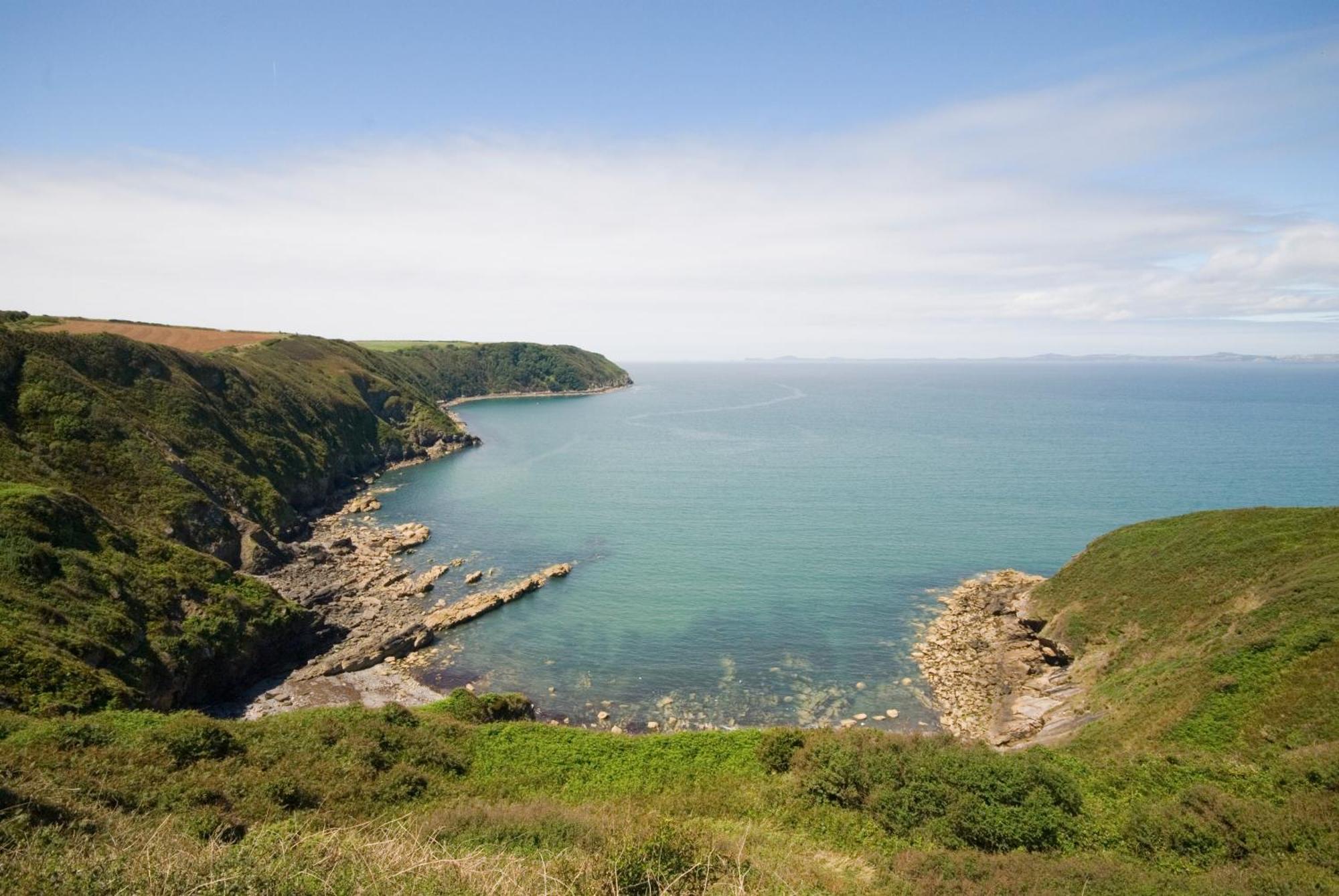 Yha Broad Haven Albergue Exterior foto